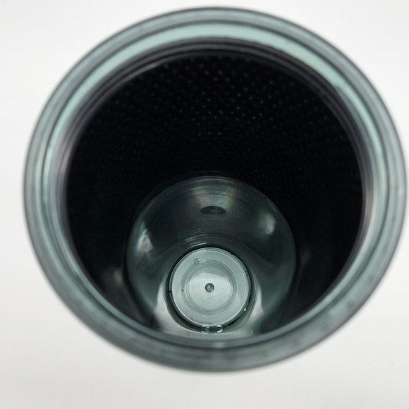 Starbucks Green Drinkware with Textured Design and Clear Lid - Picture 4 of 7